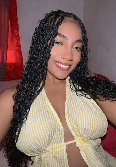 Sashaa is live